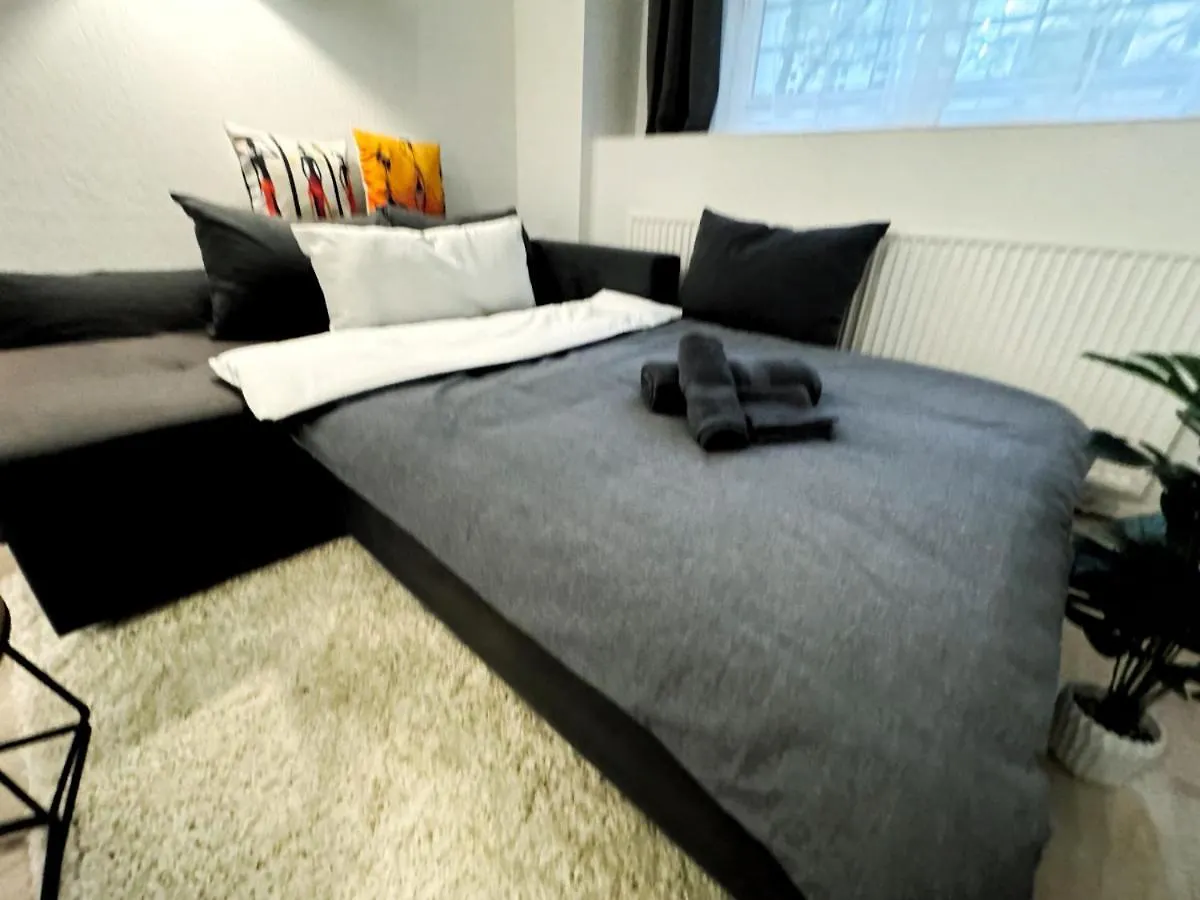 Holidayhome Apartments I Spacious 130Qm Apartment Near Berlins Top Sights 0*, Berlin