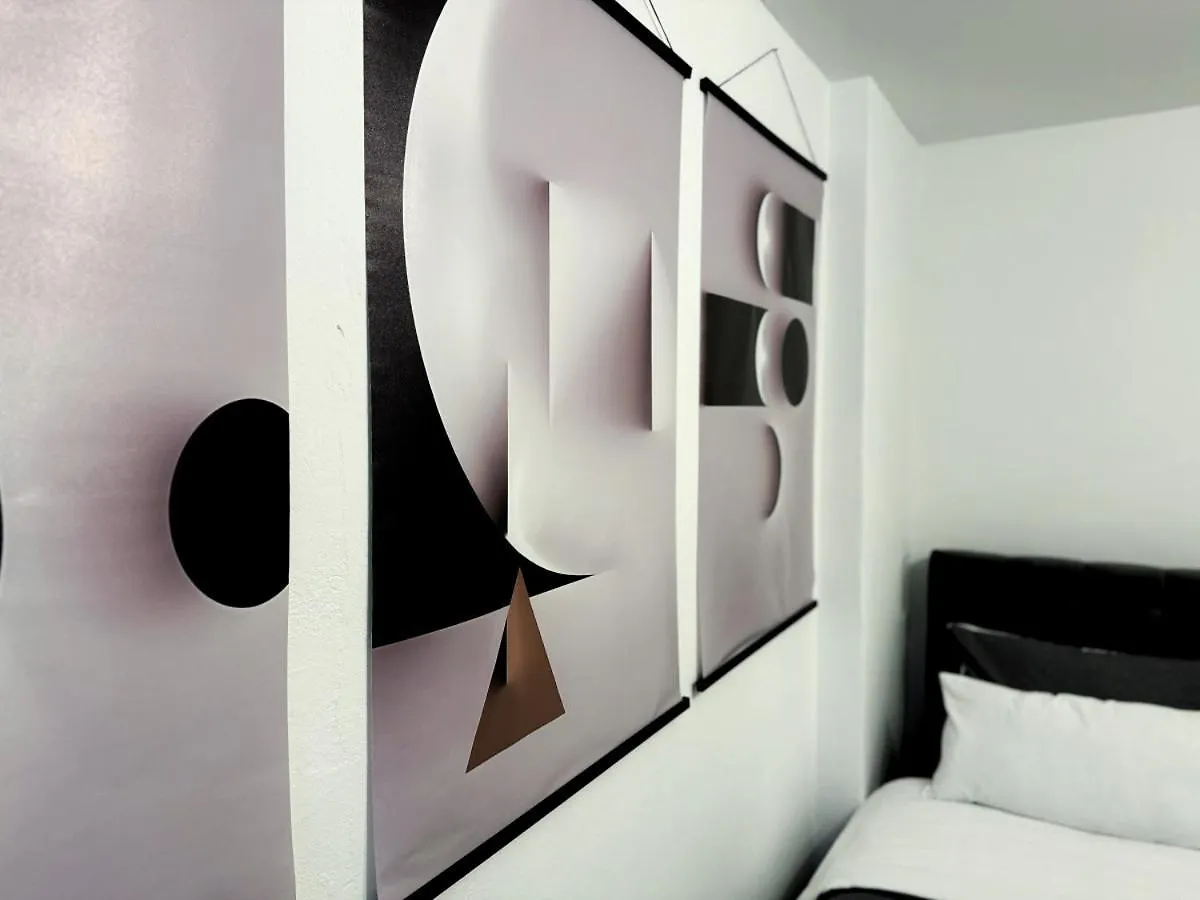 Holidayhome Apartments I Spacious 130Qm Apartment Near Berlins Top Sights