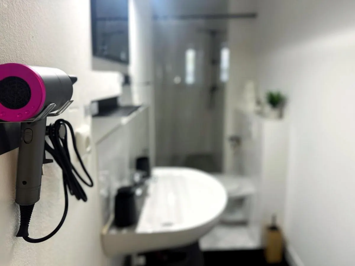 Holidayhome Apartments I Spacious 130Qm Apartment Near Berlins Top Sights